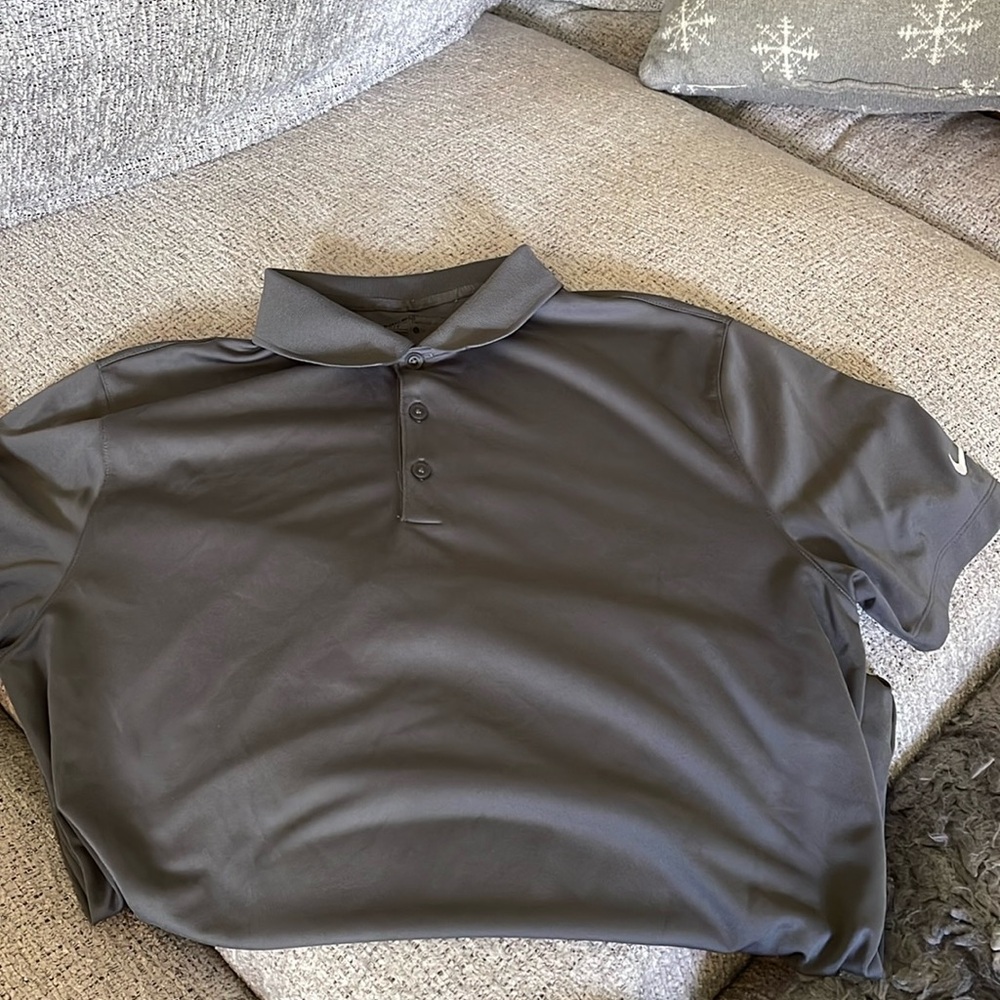 Nike Golf size L gray polo
